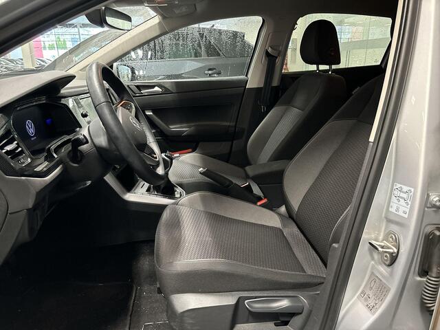 Volkswagen POLO 1.0 Tsi 95pk Life · Apple/Android Car Play · P-Sensoren · ACC · DAB · Airco · 15'' Inch · Garantie t/m 30-06-2026 of 100.000km