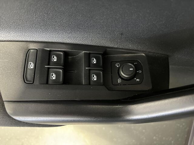 Volkswagen POLO 1.0 Tsi 95pk Life Business · Apple/Android Car Play · Navi · P-Sensoren · Stoelverwarming · Alarm · 15'' Inch · Garantie t/m 25-04-2027 of 100.000km