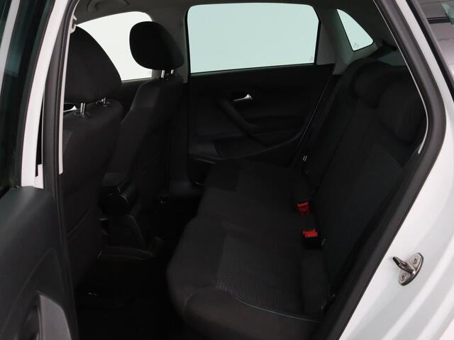 Volkswagen POLO 1.0 BlueM. Edition | Adaptive cruise | Carplay | Trekhaak | Airco | Navigatie | Onderhoudshistorie