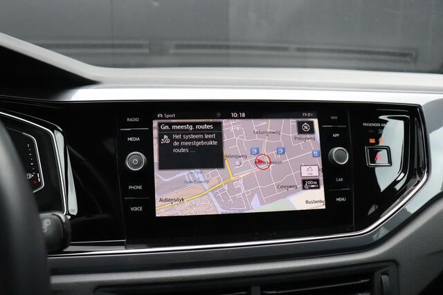 Volkswagen POLO 1.0 TSI Highline Business R | PANO | CAMERA | AIRCO | CRUISE | APPLE CARPLAY | NAVI |
