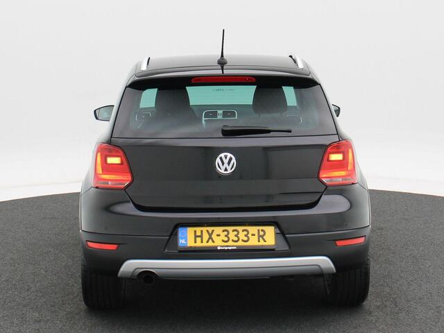 Volkswagen POLO 1.2 TSi Automaat Cross | Cruise Control | Climate Control | Parkeersensoren | Bluetooth | Navigatie | 101.247 Km!!