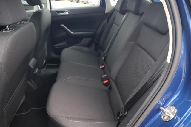 Volkswagen POLO 1.0 TSI Comfortline 95PK NAP! Navigatie Carplay Android Airco Adaptive Cruise 17 inch Pretoria Zwarte Velgen Nieuwe All-Seasons!
