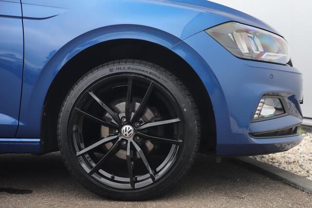Volkswagen POLO 1.0 TSI Comfortline 95PK NAP! Navigatie Carplay Android Airco Adaptive Cruise 17 inch Pretoria Zwarte Velgen Nieuwe All-Seasons! Parkeersensor Voor & Achter
