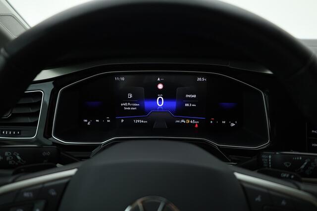 Volkswagen POLO 1.0 TSI DSG | Navi | Afn. Trekhaak | Adapt. Cruise | Stoelverw. | Camera | Apple CarPlay