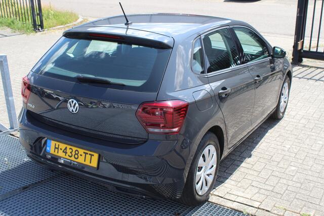 Volkswagen POLO 1.0 TSI Comfortline Airco/Adaptive cruise control/Parkeersensoren rondom/Bluetooth/Park assist/Multifunctioneel stuurwiel/Spraakbediening/Elektrische ramen/Elektrisch verstelbare spiegels.