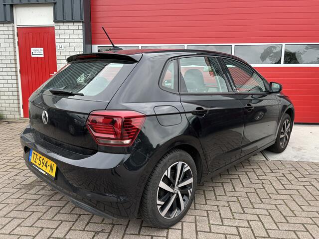 Volkswagen POLO 1.0 TSI Beats NAVI / CARPLAY / ACC / BLUETOOTH / DAB+ / ELEK RAMEN / NL-AUTO