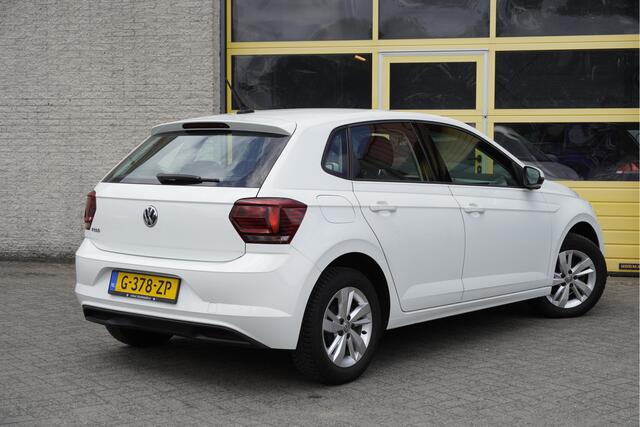 Volkswagen POLO 1.0 TSI Automaat! 5drs Comfortline BJ2020 Lmv 15" | Led | Navi | App-Connect | Airco | Cruise control | Getint glas