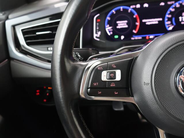 Volkswagen POLO 1.5 TSI Highline | 150 PK | Automaat | Virtual cockpit | Multifunctioneel stuurwiel | Panorama dak | R-line interieur + Exterieur | Cruise control | Spraakbediening | Flippers | automatische verlichting | Inklapbare spiegels | Drivemode | Parkeersensoren 
