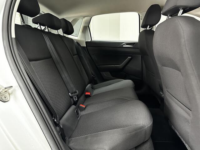 Volkswagen POLO 1.0 TSI Comfortline/ Apple + Android/ DAB+/ Navi/ Airco/ Adaptive Cruise/ Elek. pakket/ Isofix/ Bluetooth/ Armsteun/ Multi. LEDER. Stuur/ Mistl./ LED Dagrijverl.