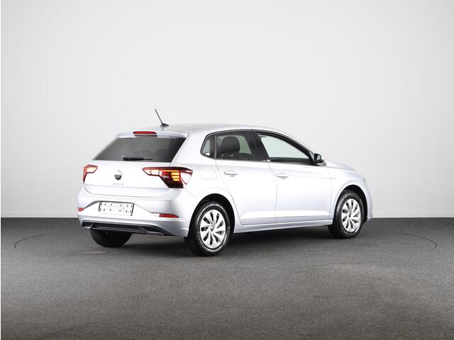 Volkswagen POLO 1.0 TSI Life 95 pk Automaat (DSG) | Navigatie via App | Autom. airco | Parkeersensoren (Park assist) | Adaptieve cruise control | Stoelverwarming |