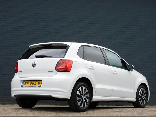Volkswagen POLO 1.0 BlueMotion Edition TOPSTAAT! DEALER ONDERHOUDEN! APPLE/ANDROID! CRUISE! AIRCO! LM VELGEN!