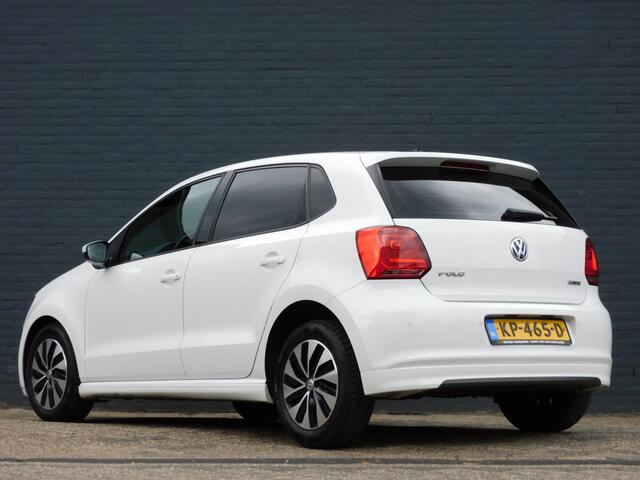 Volkswagen POLO 1.0 BlueMotion Edition TOPSTAAT! DEALER ONDERHOUDEN! APPLE/ANDROID! CRUISE! AIRCO! LM VELGEN!