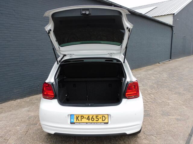 Volkswagen POLO 1.0 BlueMotion Edition TOPSTAAT! DEALER ONDERHOUDEN! APPLE/ANDROID! CRUISE! AIRCO! LM VELGEN!