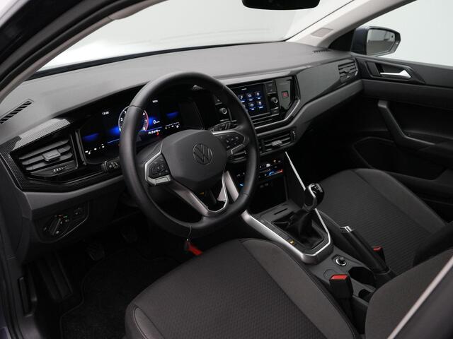 Volkswagen POLO 1.0 TSI 95 pk Life | Parkeersensoren voor/achter | Adaptive Cruise | Apple Carplay / Android Auto