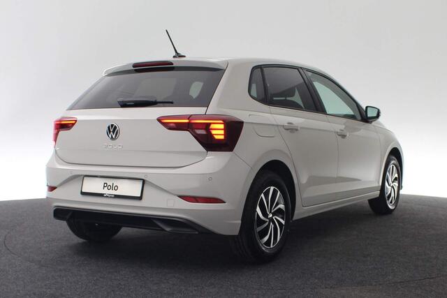 Volkswagen POLO Life Edition 1.0 TSI 70 kW / 95 pk | Camera | LED | Navi | Apple CarPlay / Android Auto | 15 inch
