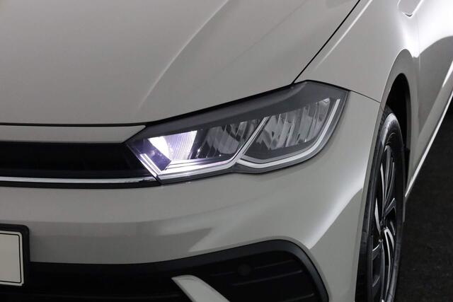 Volkswagen POLO Life Edition 1.0 TSI 70 kW / 95 pk | Camera | LED | Navi | Apple CarPlay / Android Auto | 15 inch