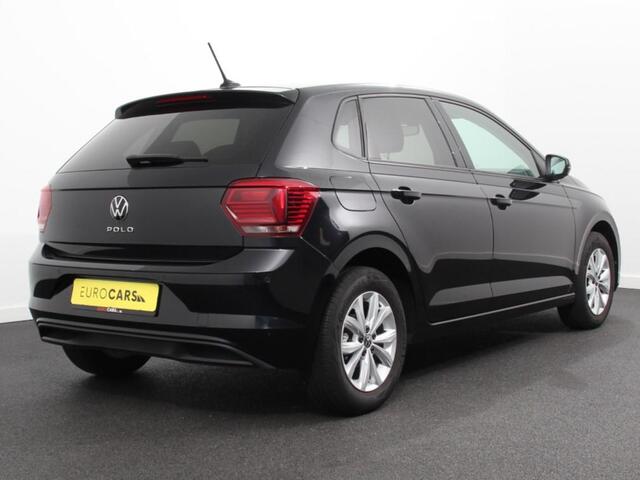 Volkswagen POLO 1.0 TSI 110pk Highline Navigatie Apple Carplay/Android Auto Parkeersensoren Stoelverwarming Ledverlichting Getinte ramen Climate Control