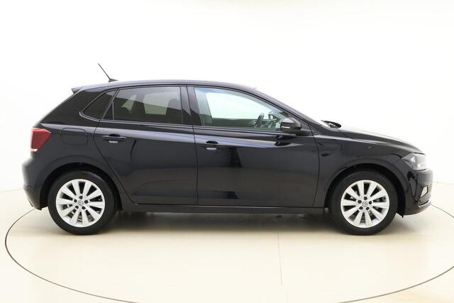 Volkswagen POLO 1.0 TSI Highline 95 PK | Handgeschakeld | Climate Control | Stoelverwarming | Navigatie | Cruise Control | Licht metalen velgen | Bluetooth | USB