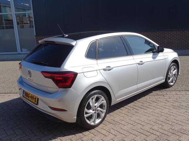 Volkswagen POLO 1.0 TSI R-Line AUTOMAAT-DSG|LED KOPLAMEN IQ|LED ACHTERLICHTEN IQ| NAVIGATIE|ACHTERUIT RIJ CAMERA|STOELVERWARMING|ADAPTIVE CRUISE CONTROL|