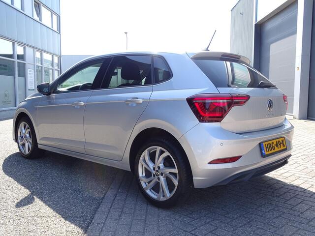 Volkswagen POLO 1.0 TSI R-Line AUTOMAAT-DSG|LED KOPLAMEN IQ|LED ACHTERLICHTEN IQ| NAVIGATIE|ACHTERUIT RIJ CAMERA|STOELVERWARMING|ADAPTIVE CRUISE CONTROL|