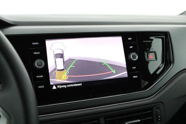 Volkswagen POLO 1.0 TSI 95pk 2x R-Line Camera Stoelverwarming Virtual Cockpit Navigatie