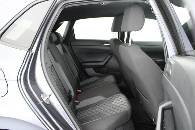 Volkswagen POLO 1.0 TSI 95pk 2x R-Line Camera Stoelverwarming Virtual Cockpit Navigatie