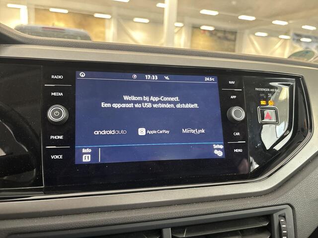 Volkswagen POLO 1.0 Tsi 95pk Comfortline · Camera · Apple/Android Car Play · Navi · P-Sensoren · DAB · ACC · 16'' Inch ·