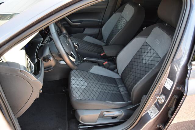 Volkswagen POLO 1.0 TSI 2 X R-Line Fabrieksgarantie NAP Super gaaf!