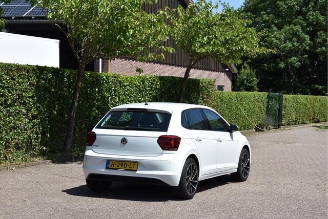 Volkswagen POLO 1.0 TSI Automaat Carplay ECC PDC Camera stoelverwarming Comfortline