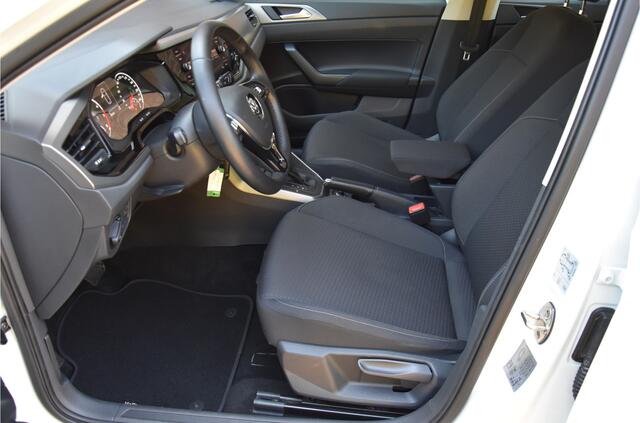 Volkswagen POLO 1.0 TSI Automaat Carplay ECC PDC Camera stoelverwarming Comfortline