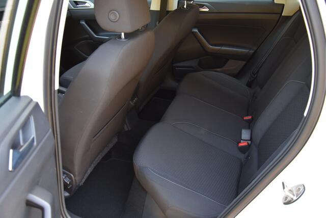 Volkswagen POLO 1.0 TSI Automaat Carplay ECC PDC Camera stoelverwarming Comfortline