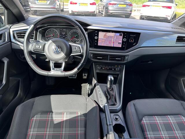 Volkswagen POLO 2.0 TSI GTI DSG | Executive | LED | Parkeersensoren | Adaptief onderstel | 18" Faro