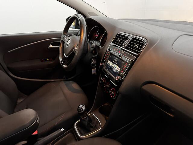 Volkswagen POLO 1.2 TSI Comfortline Business R Airco, Parkeersensoren, Cruise control, Navi, A start stop, Lichtmetalen velgen