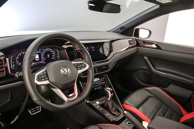 Volkswagen POLO GTI Edition 25 2.0 TSI 207pk DSG Automaat Panoramadak, Beats audio, LED matrix koplampen, Adaptive cruise control, Navigatie, Achteruitrijcamera, Stoelverwarming