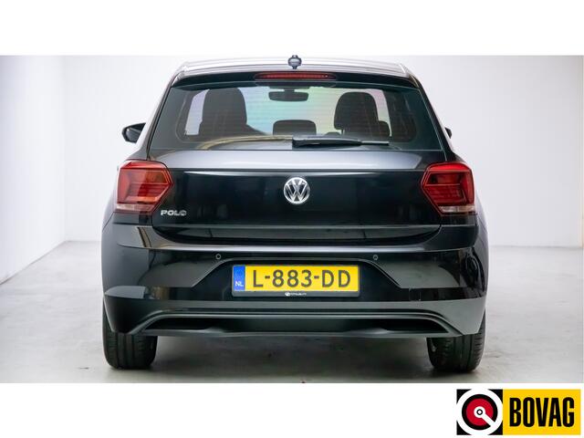 Volkswagen POLO 1.0 TSI Highline Automaat 96 PK Stoelverwarming | Full map Navigatie | Apple Carplay | PDC | 16 inch velgen | Licht en Zicht pakket, Extra getint glas achter