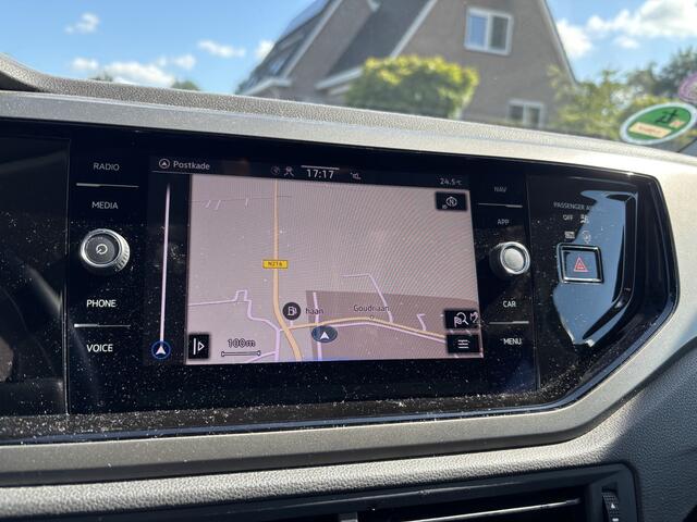 Volkswagen POLO 5DRS 1.0 TSI Comfortline Navigatie / Carplay / Parkeersensors