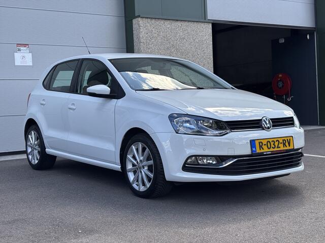 Volkswagen POLO 1.2 TSI Highline Automaat 1 Eigenaar Airco Navi Stoelverwarming