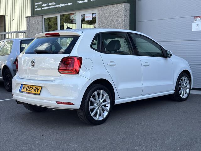 Volkswagen POLO 1.2 TSI Highline Automaat 1 Eigenaar Airco Navi Stoelverwarming