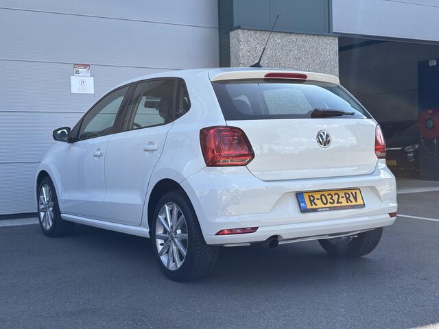 Volkswagen POLO 1.2 TSI Highline Automaat 1 Eigenaar Airco Navi Stoelverwarming