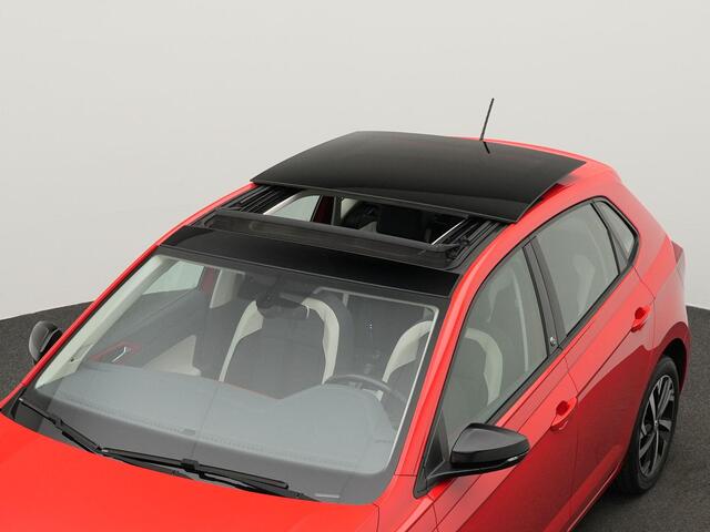 Volkswagen POLO 1.0 TSI 95 pk DSG Beats | Panoramadak | Trekhaak | Parkeersensoren voor/achter | Adative Cruise