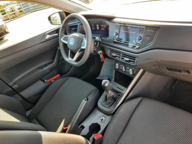 Volkswagen POLO 1.0 MPI Polo | Airco | App Connect | All Seasonbanden | VERWACHT