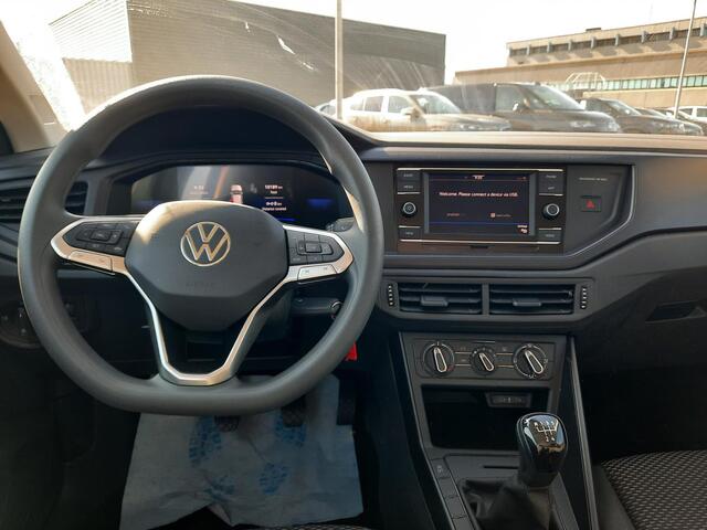Volkswagen POLO 1.0 MPI Polo | Airco | App Connect | All Seasonbanden | VERWACHT