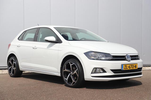 Volkswagen POLO 1.0 TSI Comfortline 95PK NAP! Carplay Android Navigatie Airco Adaptive Cruise 17 inch R-Line Zwarte/Gepolijste Velgen Nieuwe All-Seasons!