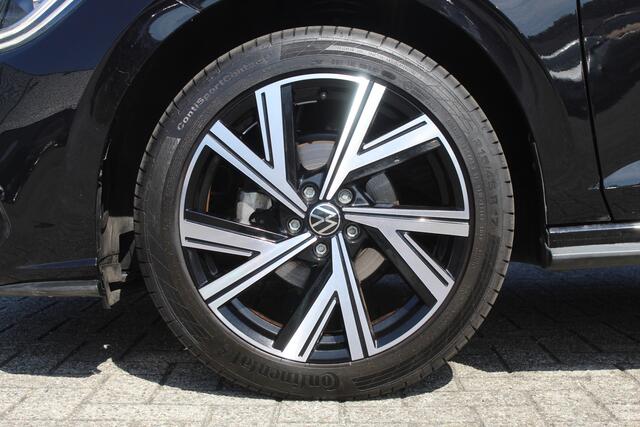 Volkswagen POLO 1.0 TSI 2x R-Line Lage kilometerstand!!/Virtual cockpit/Automaat/IQ Light/Adaptive cruise control/Navigatie/Apple carplay/Climate control/Stoelverwarming/Parkeersensoren rondom/DAB//17" Licht metalen velgen.