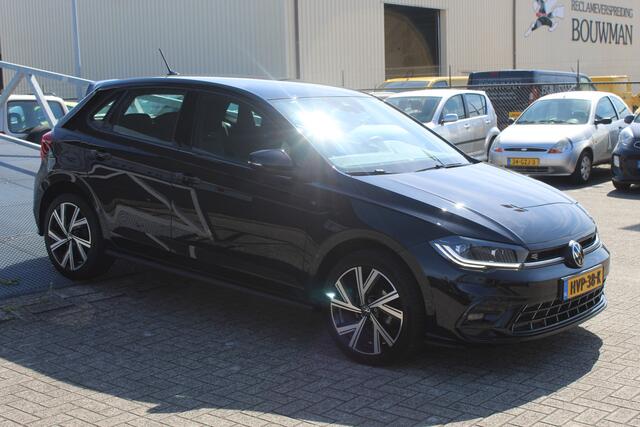Volkswagen POLO 1.0 TSI 2x R-Line Lage kilometerstand!!/Virtual cockpit/Automaat/IQ Light/Adaptive cruise control/Navigatie/Apple carplay/Climate control/Stoelverwarming/Parkeersensoren rondom/DAB//17" Licht metalen velgen.