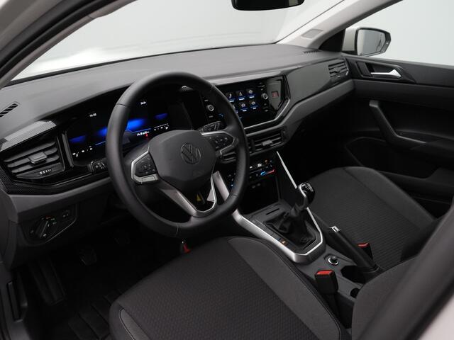 Volkswagen POLO 1.0 TSI 95 pk Life Business | Navigatie | Stoelverwarming | Adaptive Cruise | Parkeersensoren voor/achter