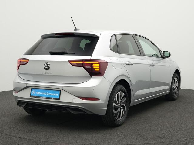 Volkswagen POLO 1.0 TSI 95 pk DSG Life Business | Achteruitrijcamera | Navigatie | Stoelverwarming