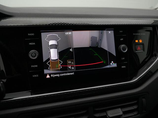 Volkswagen POLO 1.0 TSI 95 pk DSG Life Business | Achteruitrijcamera | Navigatie | Stoelverwarming