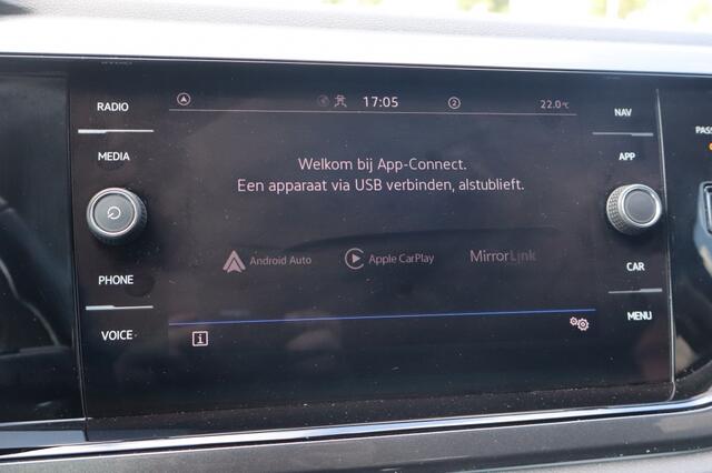 Volkswagen POLO 1.0 TSI Highline | Geen import | Navi | Cruise | Carplay