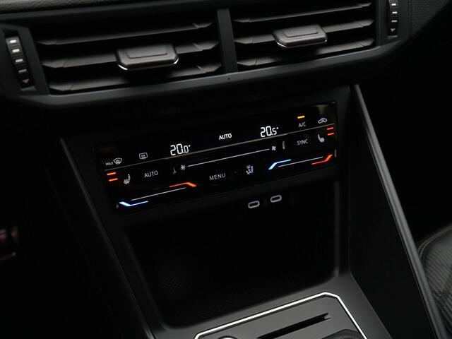 Volkswagen POLO 1.0 TSI 95 pk DSG R-Line | Achteruitrijcamera | Navigatie | Stoelverwarming | Adaptive Cruise